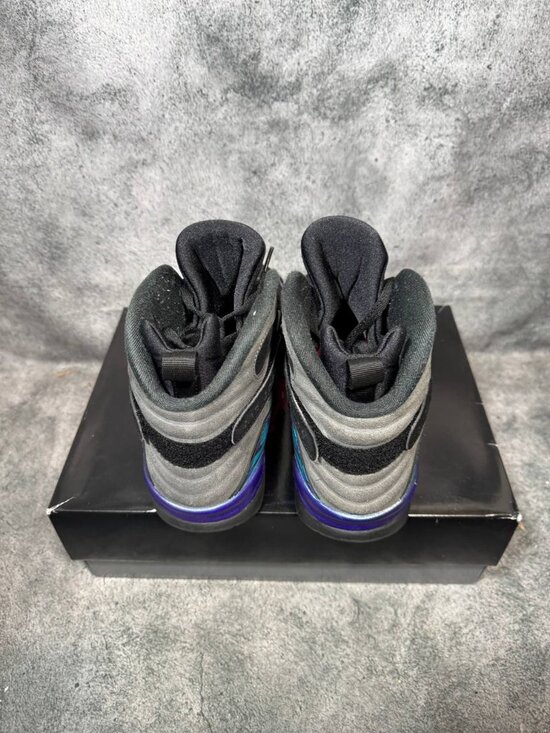 Size 11.5 | Jordan 8 Aqua With Box | Pre-Owned main image 4